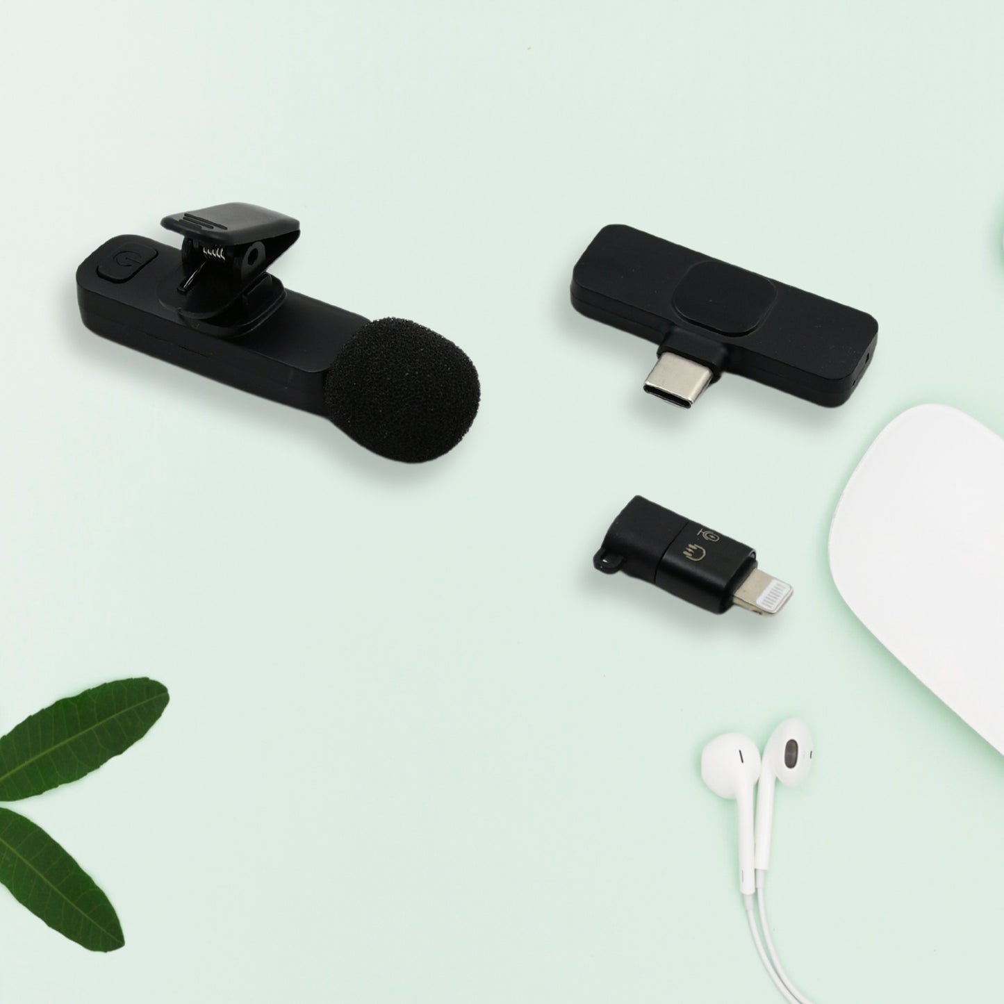 Intelligent Noise Cancelling Wireless Clip-On Microphone for Type-C & iPhone