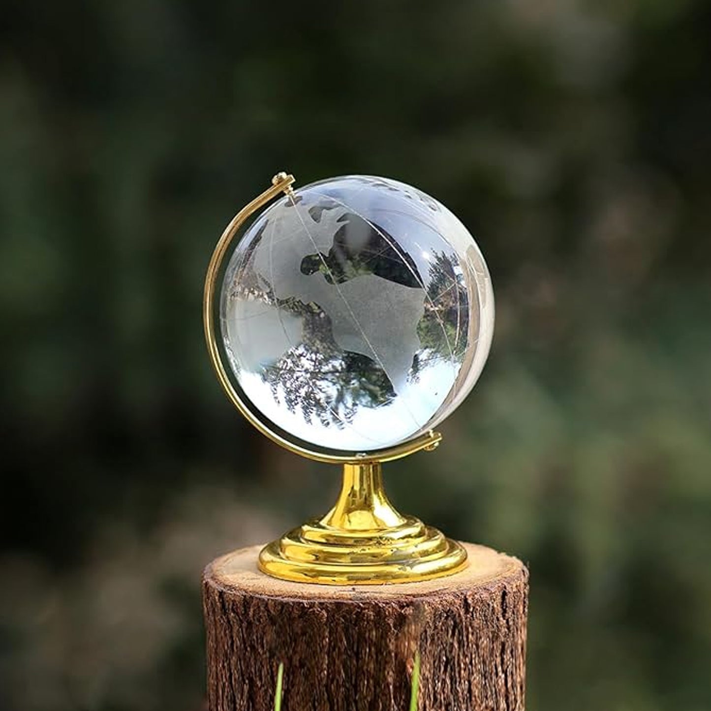 Crystal Globe / World Map 50mm with Golden Stand