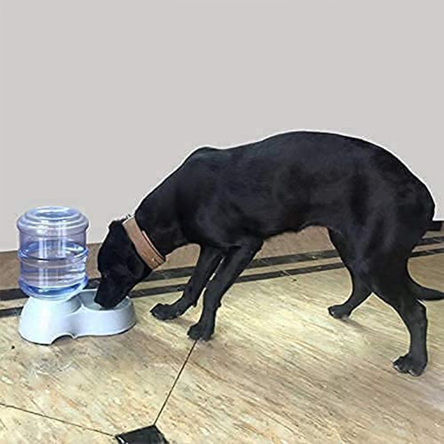 Automatic Pet Water Dispenser – Self-Dispensing Gravity Feeder Bowl for Dogs & Cats (2.5L / 1 Pc)